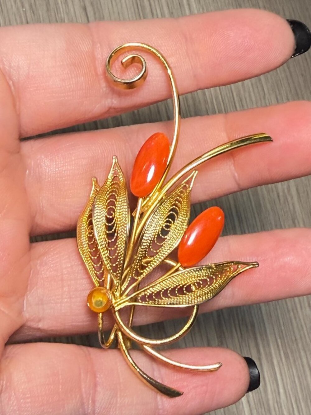 Vintage Gold Tone Filigree Leaf Brooch Coral Orange Floral Spray Pin
